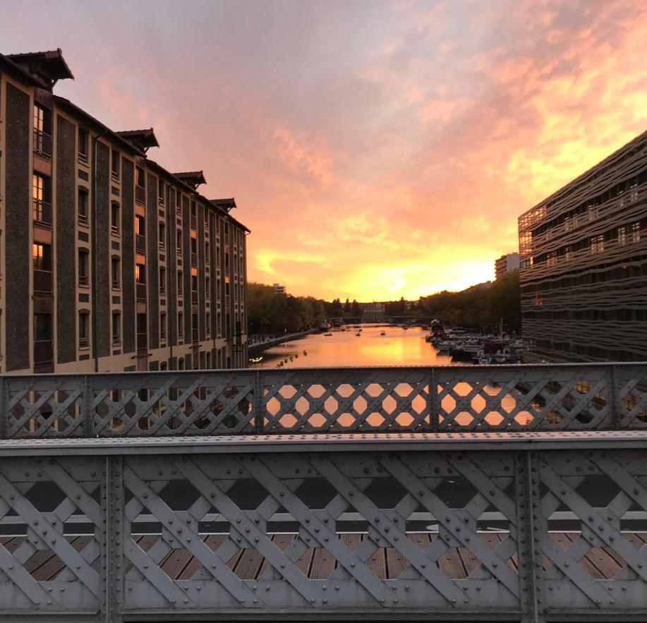 Appartement Haussmanien Paris Exteriör bild